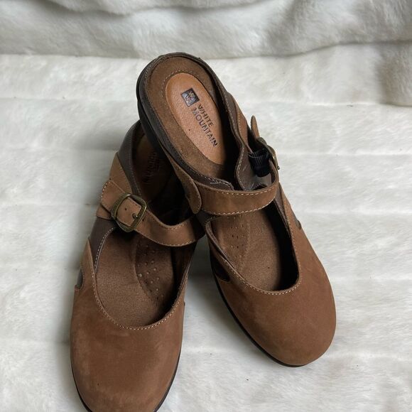 White Mountain brown leather clogs with 2”heels adjustable strap size 8.… - Picture 3 of 7